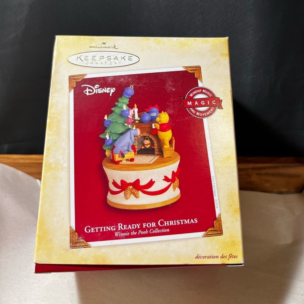 “Getting Ready for Christmas” Hallmark Keepsake Ornament